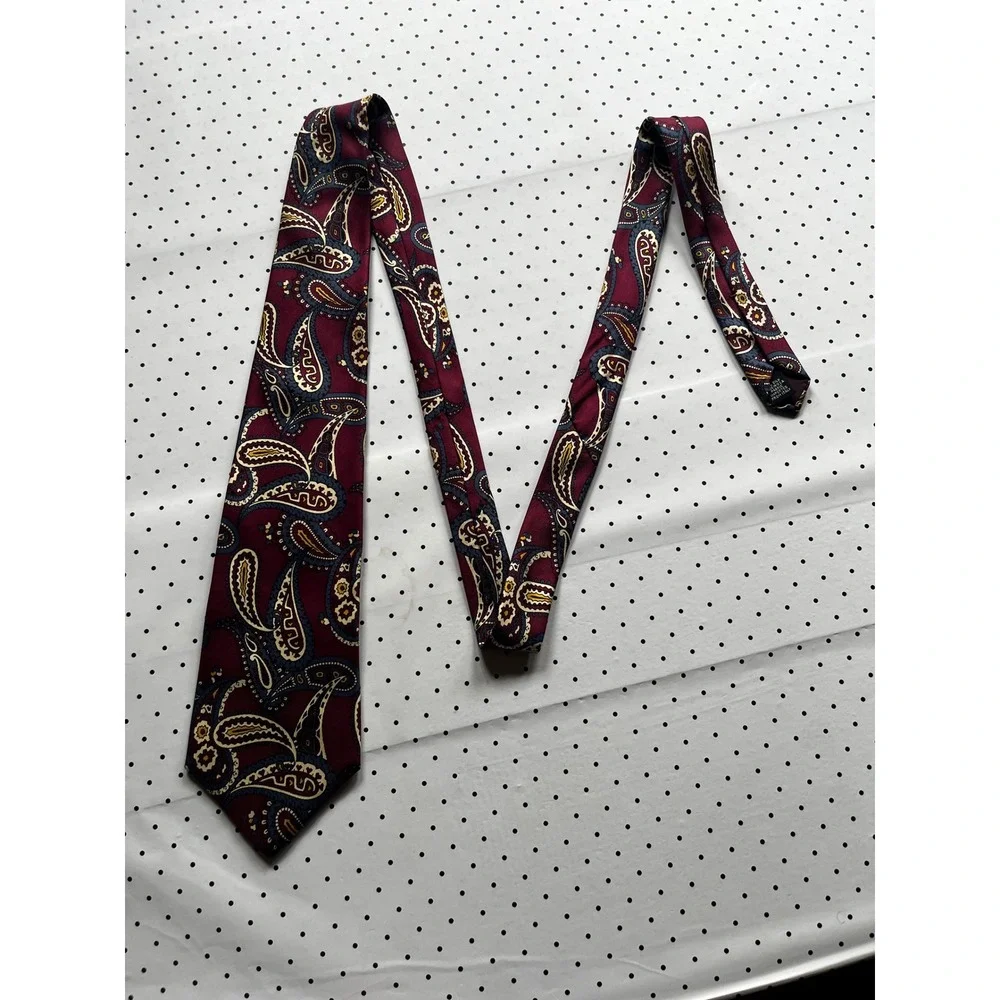 Colours by Alexander Julian Mens Silk Paisley Tie Burgundy Navy Gold Made in USA